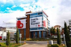 Bayraklı Belediye Başkanı Serdar Sandal, 30 Ekim 2020 tarihinde meydana