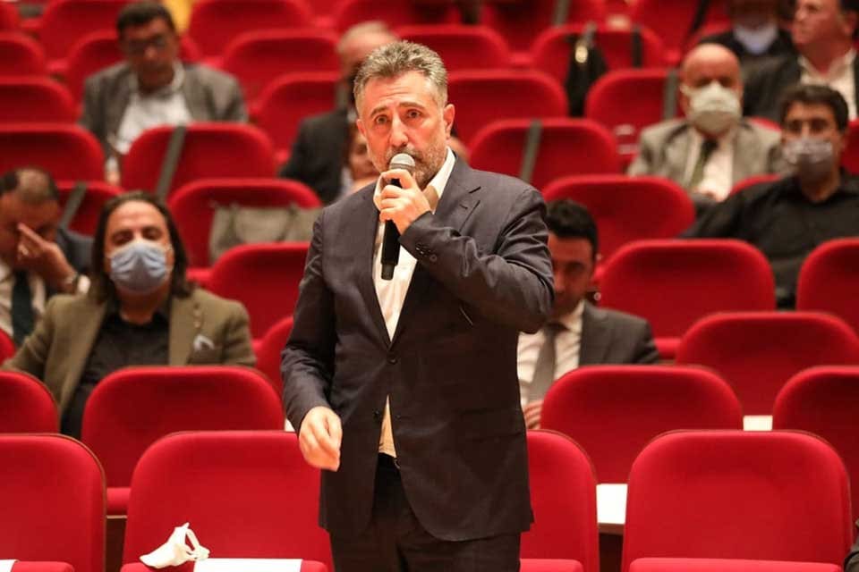 Bayraklı Belediye Başkanı Serdar Sandal, depremzedelerin merakla beklediği emsal artışı