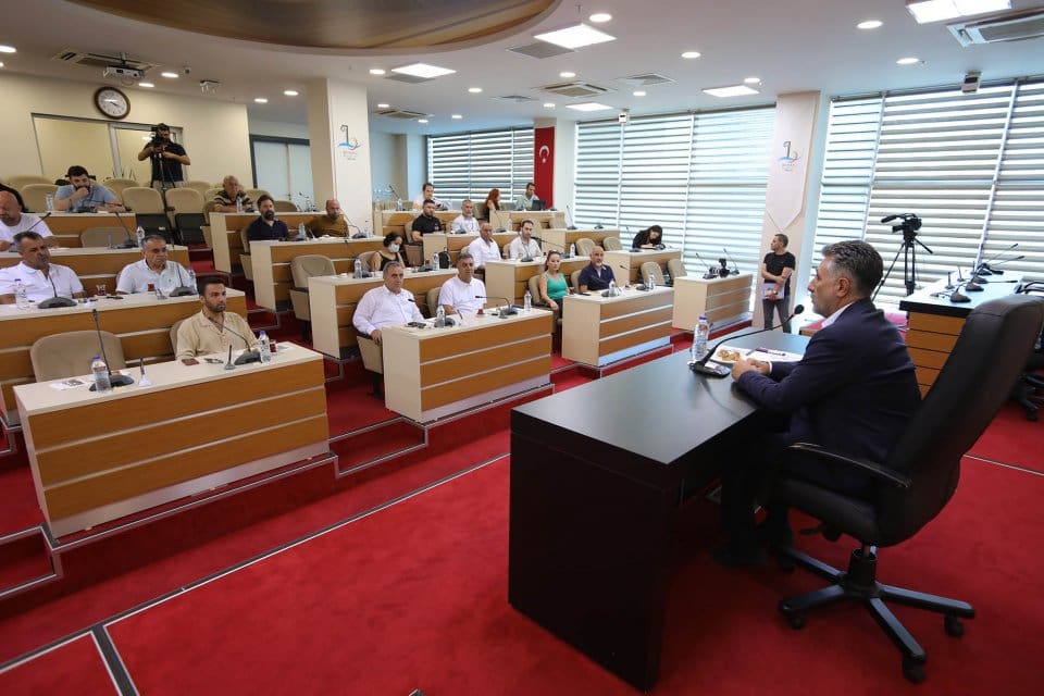 Bayraklı&rsquo;nın cadde ve sokaklarını daha &ccedil;ağdaş bir g&ouml;r&uuml;n&uuml;me kazandırmak ve