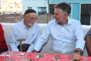 Bayraklı Belediye Başkanı Serdar Sandal, belediye &ccedil;alışmalarını yerinde incelemek ve