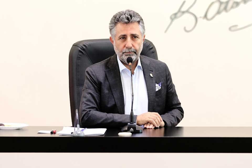 Bayraklı Belediye Başkanı Serdar Sandal, hafta boyunca d&uuml;zenlenen deprem sonrası
