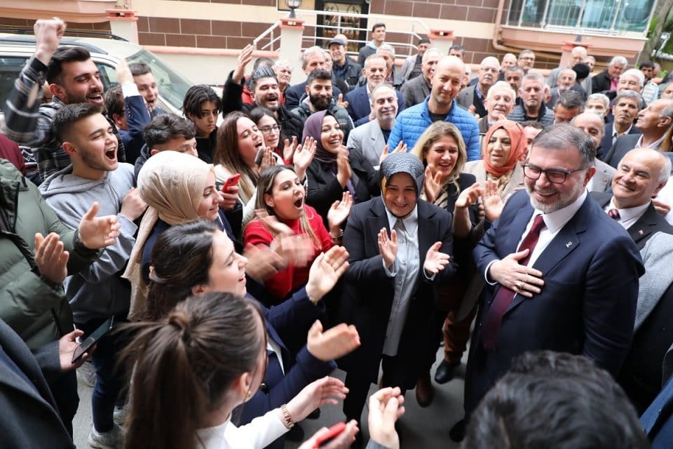 AK Parti İzmir İl Başkanı Bilal Saygılı, Buca İl&ccedil;e Teşkilatı