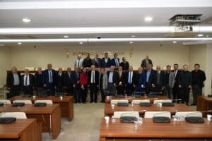 Karabağlar Belediyesi&rsquo;nin, mahallelerinin sorunlarını karşılıklı g&ouml;r&uuml;ş alışverişiyle belirleyerek bunlara &ccedil;&ouml;z&uuml;m