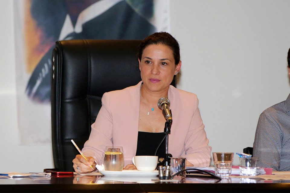 İzmir'de yayınlanan bir gazetede çıkan haber hakkında Başkan Sengel'den açıklama