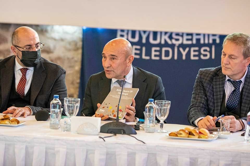 İzmir B&uuml;y&uuml;kşehir Belediye Başkanı Tun&ccedil; Soyer, İzmir genelinde y&uuml;r&uuml;t&uuml;len ve