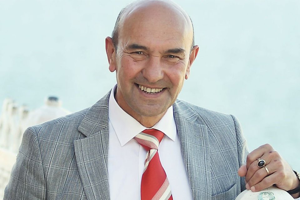 İzmir Büyükşehir Belediye Başkanı Tunç Soyer, Büyükşehir ve belediyeye bağlı