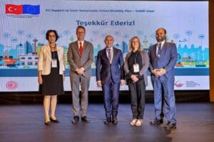 İzmir B&uuml;y&uuml;kşehir Belediyesi, Avrupa Birliği ile &ccedil;alışmalarına başladığı İzmir S&uuml;rd&uuml;r&uuml;lebilir