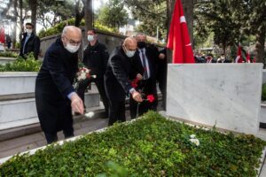 İzmir Büyükşehir Belediye Başkanı Tunç Soyer, 18 Mart Çanakkale Zaferi