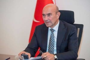 İzmir B&uuml;y&uuml;kşehir Belediye Başkanı Tun&ccedil; Soyer, S&uuml;rd&uuml;r&uuml;lebilir Kentler Ağı (ICLEI)