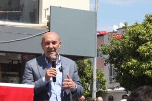 Cumhuriyet Halk Partisi (CHP) İzmir adayları ge&ccedil;tiğimiz g&uuml;nlerde Kiraz ve