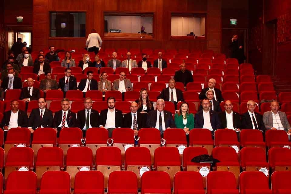İzmir B&uuml;y&uuml;kşehir Belediye Başkanı Tun&ccedil; Soyer&rsquo;in 3 yılda yaptığı yatırım