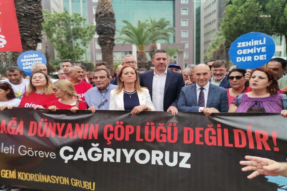 İzmir B&uuml;y&uuml;kşehir Belediyesi İzmirlilerin tek y&uuml;rek halinde karşı &ccedil;ıktığı asbestli