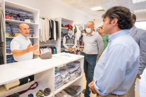 İzmir B&uuml;y&uuml;kşehir Belediyesi, pandemi nedeniyle derinleşen ekonomik krizde alım g&uuml;c&uuml;