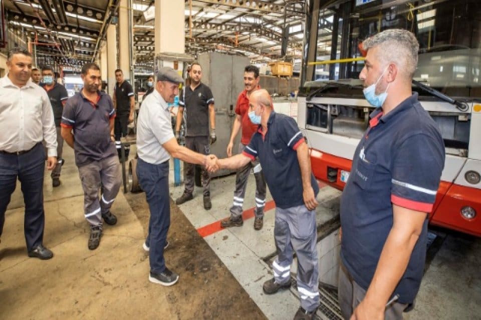 İzmir B&uuml;y&uuml;kşehir Belediye Başkanı Tun&ccedil; Soyer, bayramın &uuml;&ccedil;&uuml;nc&uuml; g&uuml;n&uuml;nde g&ouml;rev