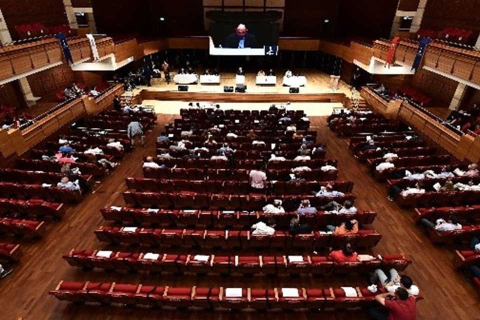 İzmir B&uuml;y&uuml;kşehir Belediyesi (İBB) Meclisi Aralık ayı ikinci oturumunda Baysan'a