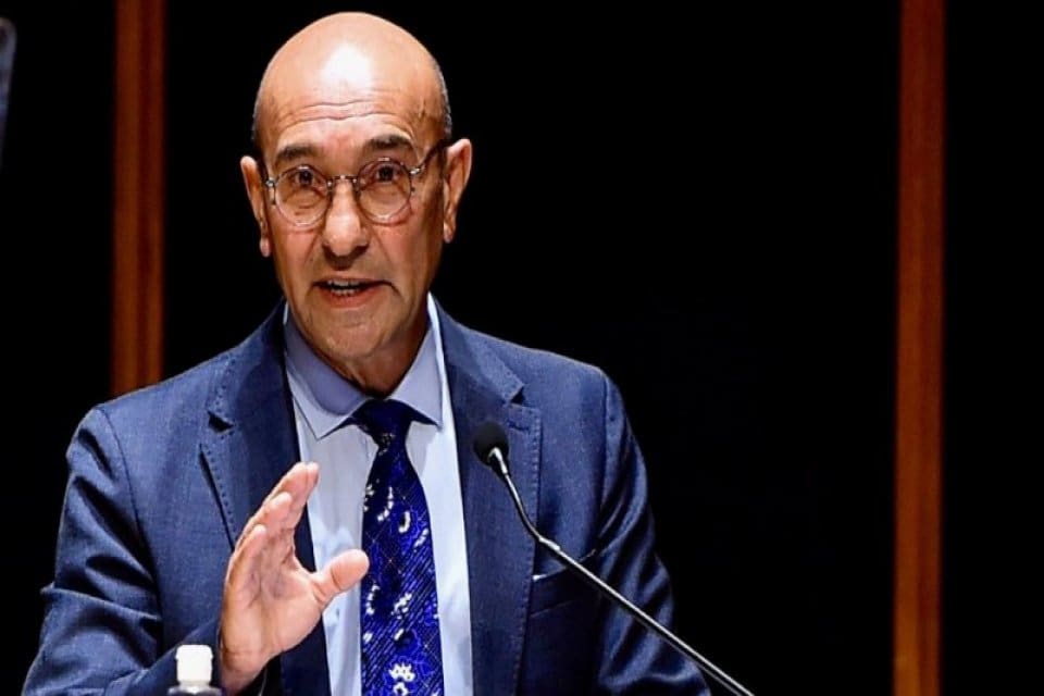 Tarım alanında yayın yapan bir yayına katılan İzmir B&uuml;y&uuml;kşehir Belediye