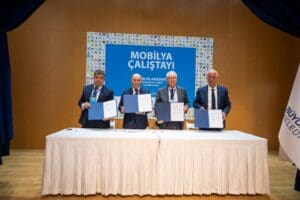 İzmirli mobilyacılar, sorunlarının &ccedil;&ouml;z&uuml;m&uuml; ve sekt&ouml;r&uuml;n gelişimi i&ccedil;in Mobilya &Ccedil;alıştayı&rsquo;nda
