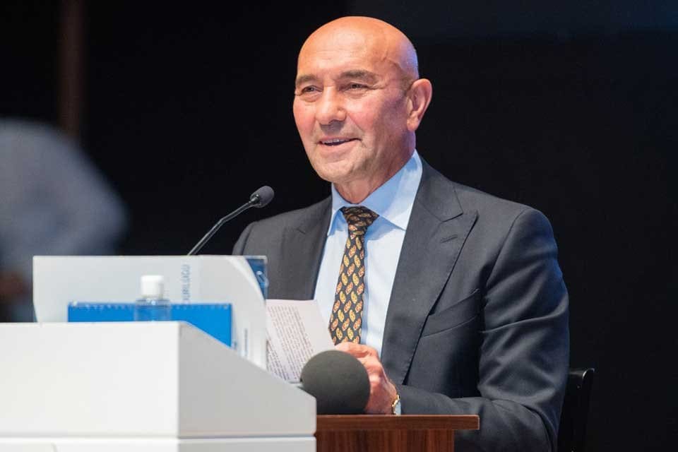 İzmir B&uuml;y&uuml;kşehir Belediye Başkanı Tun&ccedil; Soyer, Birleşmiş Milletler 2021 Gıda