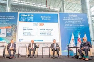 İzmir B&uuml;y&uuml;kşehir Belediye Başkanı Tun&ccedil; Soyer, T&uuml;rkiye&rsquo;nin ger&ccedil;ek turizm potansiyelini