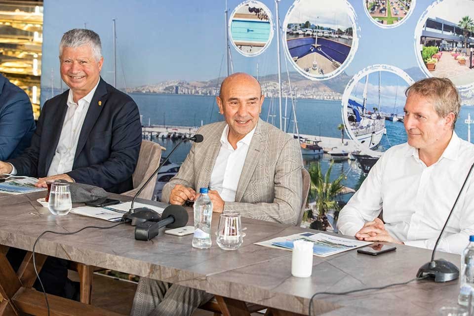 İzmir B&uuml;y&uuml;kşehir Belediye Başkanı Tun&ccedil; Soyer, İzmir Marina&rsquo;yı İzmirlilerin K&ouml;rfez&rsquo;le