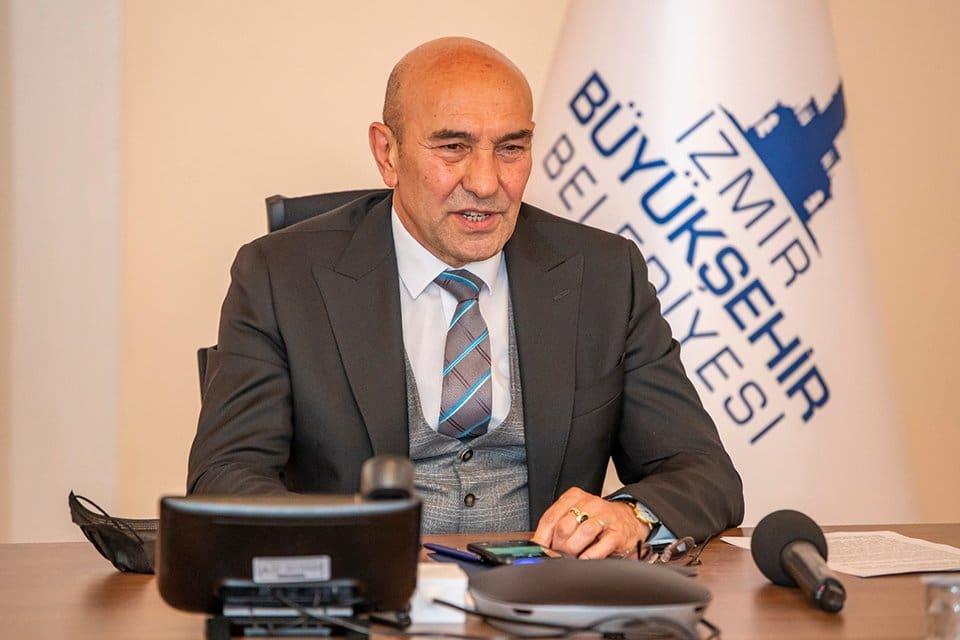 İzmir B&uuml;y&uuml;kşehir Belediye Başkanı Tun&ccedil; Soyer T&uuml;rkiye D&ouml;ng&uuml;sel Ekonomi Haftası