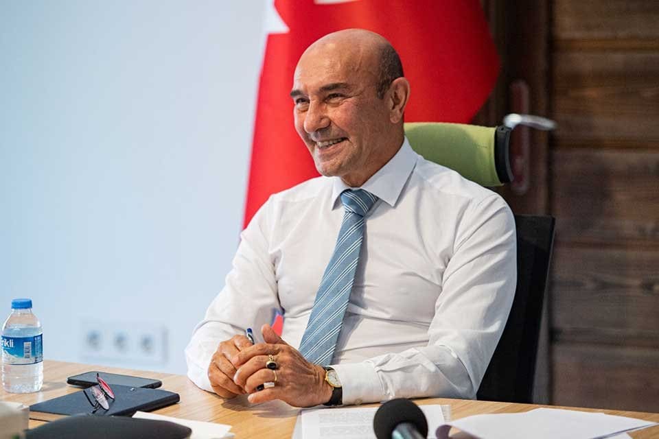 İzmir B&uuml;y&uuml;kşehir Belediye Başkanı Tun&ccedil; Soyer, İzmirli STK&rsquo;larla buluşma toplantılarına