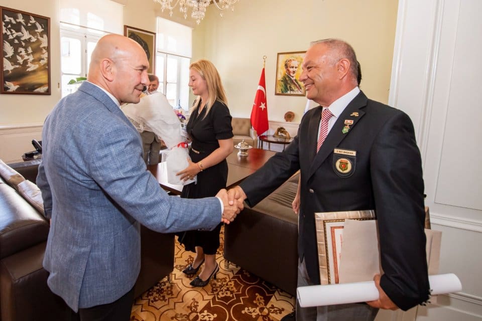 T&uuml;rkiye Harp Malul&uuml; Gaziler, Şehit Dul ve Yetimleri Derneği İzmir