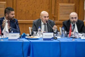 İzmir B&uuml;y&uuml;kşehir Belediye Başkanı Tun&ccedil; Soyer, Fo&ccedil;a&rsquo;da devam eden yatırımları
