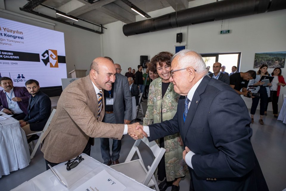 İzmir B&uuml;y&uuml;kşehir Belediye Başkanı Tun&ccedil; Soyer, Şubat 2023&rsquo;te &ldquo;Geleceğin T&uuml;rkiyesi'ni