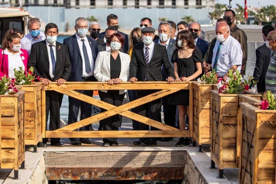 İzmir B&uuml;y&uuml;kşehir Belediye Başkanı Tun&ccedil; Soyer, İZSU Genel M&uuml;d&uuml;rl&uuml;ğ&uuml; tarafından