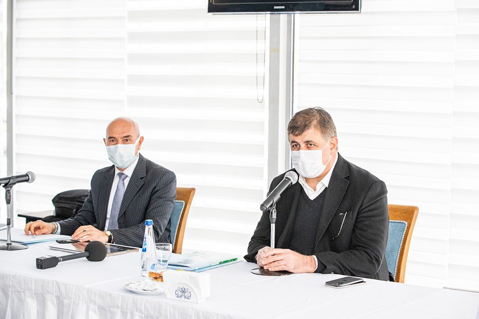 İzmir Büyükşehir Belediye Başkanı Tunç Soyer, Büyükşehir Belediyesi’nin bürokrat kadrosuyla
