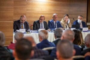 İzmir B&uuml;y&uuml;kşehir Belediye Başkanı Tun&ccedil; Soyer, Menemen ziyareti kapsamında il&ccedil;edeki