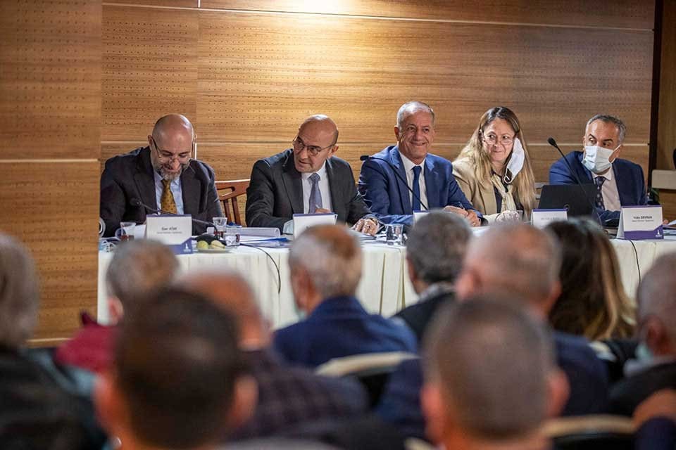 İzmir B&uuml;y&uuml;kşehir Belediye Başkanı Tun&ccedil; Soyer, Menemen ziyareti kapsamında il&ccedil;edeki