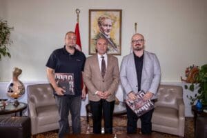 İzmir Büyükşehir Belediye Başkanı Tunç Soyer,  Türkiye Ay Üsleri Ulusal
