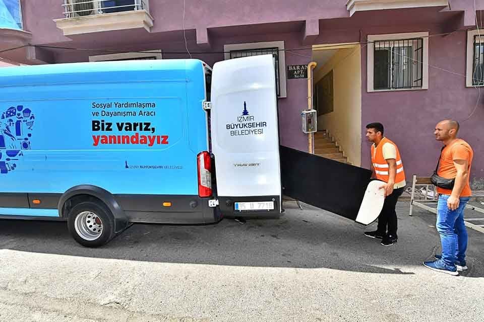 İzmir B&uuml;y&uuml;kşehir Belediye Başkanı Tun&ccedil; Soyer&rsquo;in gen&ccedil; odaklı kent vizyonu