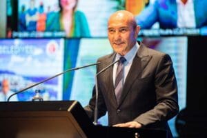 İzmir&rsquo;in 9-11 Eyl&uuml;l tarihleri arasında ev sahipliği yapacağı K&uuml;lt&uuml;r Zirvesi&rsquo;nin