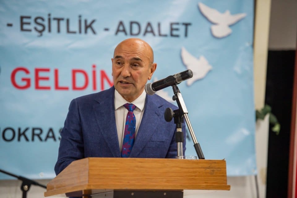 İzmir B&uuml;y&uuml;kşehir Belediye Başkanı Tun&ccedil; Soyer, Sosyal Demokrasi Derneği İzmir