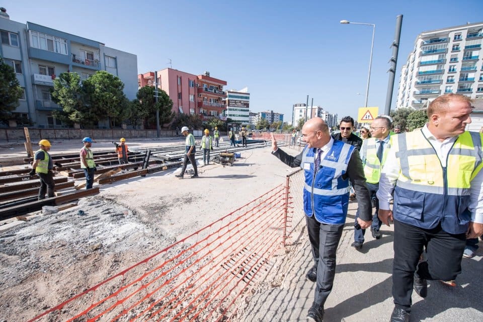 İzmir B&uuml;y&uuml;kşehir Belediye Başkanı Tun&ccedil; Soyer yapımının y&uuml;zde 80&rsquo;i tamamlanan