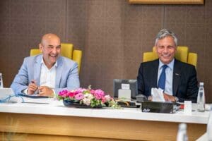 İzmir B&uuml;y&uuml;kşehir Belediye Başkanı Tun&ccedil; Soyer, İstanbul ziyaretinde T&Uuml;RSAB Y&ouml;netim