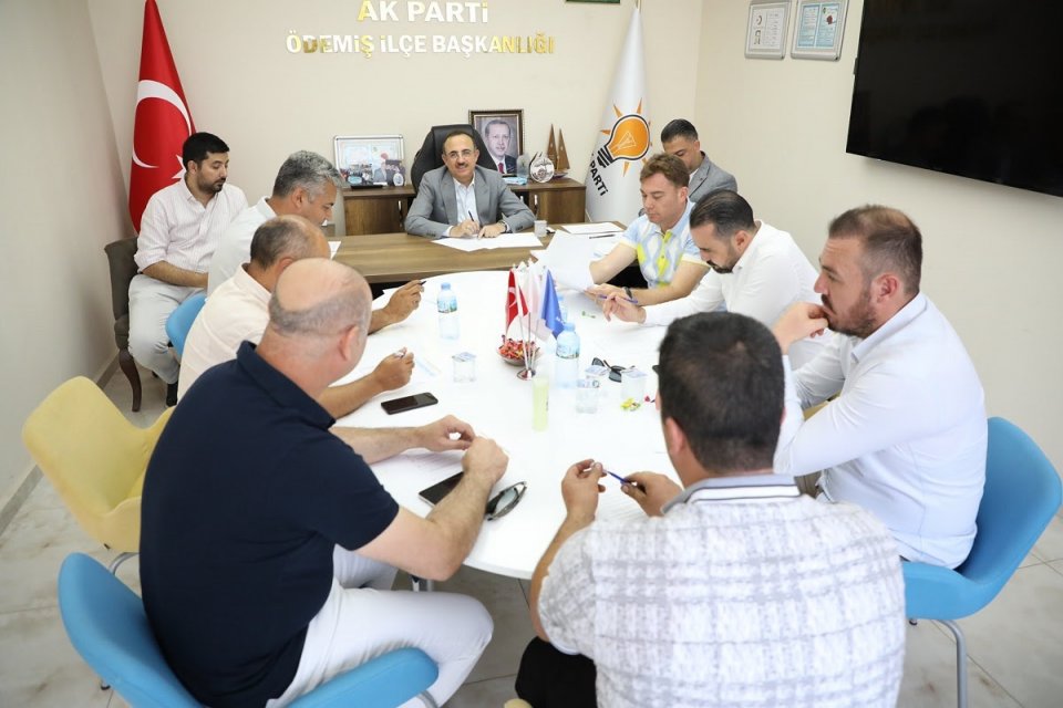 AK Parti İzmir İl Başkanı Kerem Ali Sürekli, Kiraz’da AK