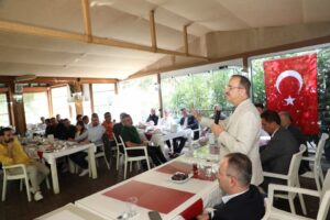 AK Parti İzmir İl Başkanlığı’nın düzenlediği ‘Küçük Menderes Bölgesi Meclis