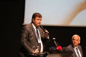 Karşıyaka Belediyesi&rsquo;nin iklim değişikliğini ve d&uuml;nyanın geleceğini tehdit eden bu