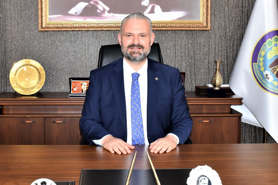 Menemen Belediye Başkan Vekili Aydın Pehlivan, CHP’li Deniz Karakurt’un Menaş
