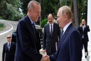 Financial Times gazetesi, Rusya'ya y&ouml;nelik yaptırımlar konusunda ABD ve AB'nin