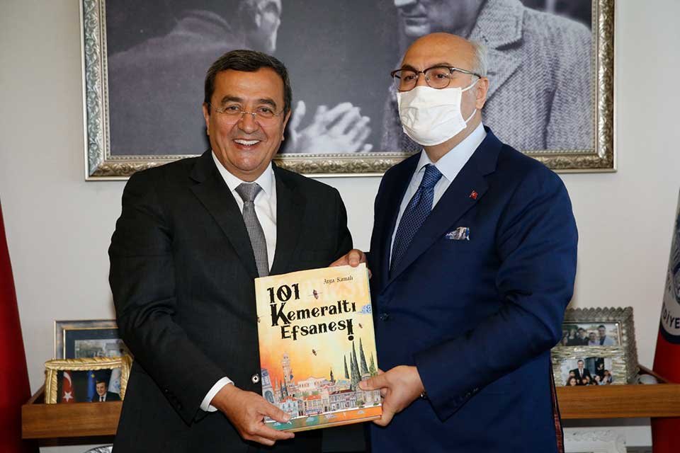 Konak Belediye Başkanı Abdül Batur, İzmir Valisi Yavuz Selim Köşger
