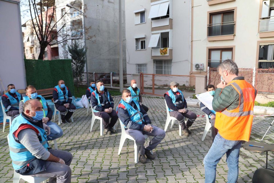Bayraklı Belediyesinde iş sağlığı ve güvenliği konusunda mesleki yeterlilik belgesi