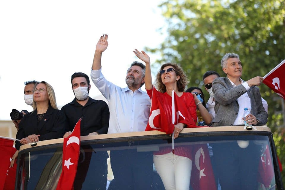 Bayraklı Belediye Başkanı Serdar Sandal, 19 Mayıs Atat&uuml;rk'&uuml; Anma, Gen&ccedil;lik