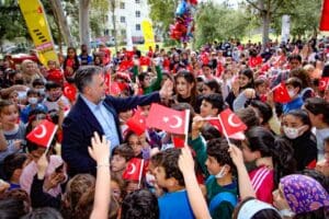 Bayraklı Belediyesi, 23 Nisan Ulusal Egemenlik ve &Ccedil;ocuk Bayramı&rsquo;nı il&ccedil;enin