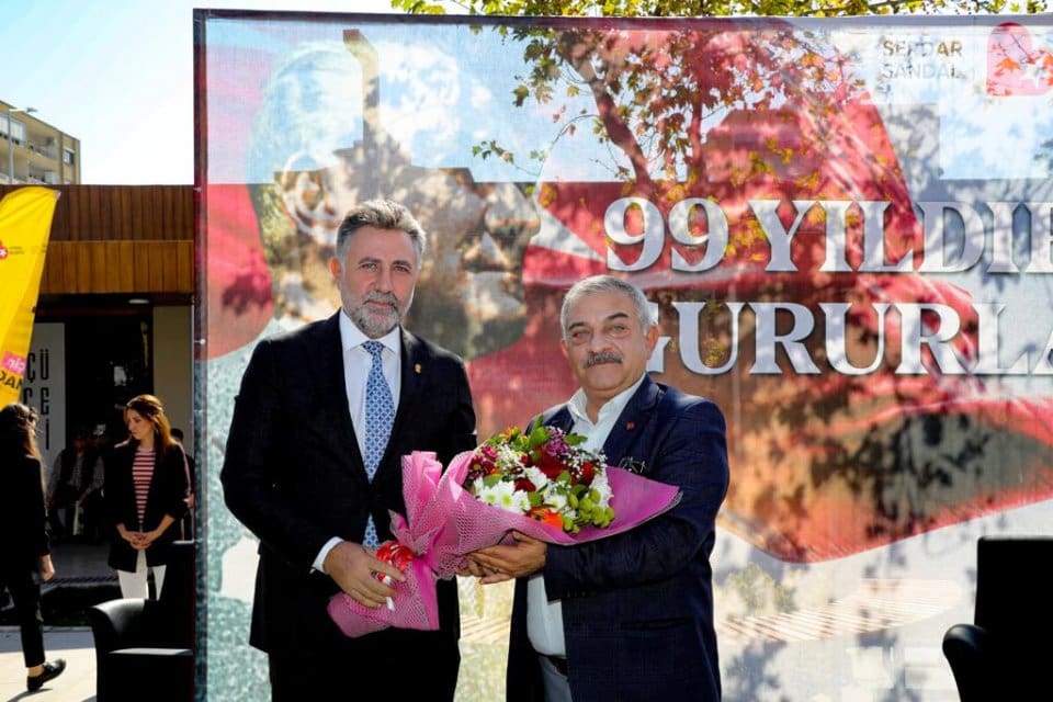 Cumhuriyet&rsquo;in 99&rsquo;ncu yıl d&ouml;n&uuml;m&uuml;n&uuml; hafta boyunca &ccedil;eşitli etkinliklerle kutlayan Bayraklı