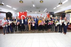 Bayraklı Belediyesi, il&ccedil;ede yenilenme ihtiyacı olan muhtarlık binaları i&ccedil;in ge&ccedil;tiğimiz